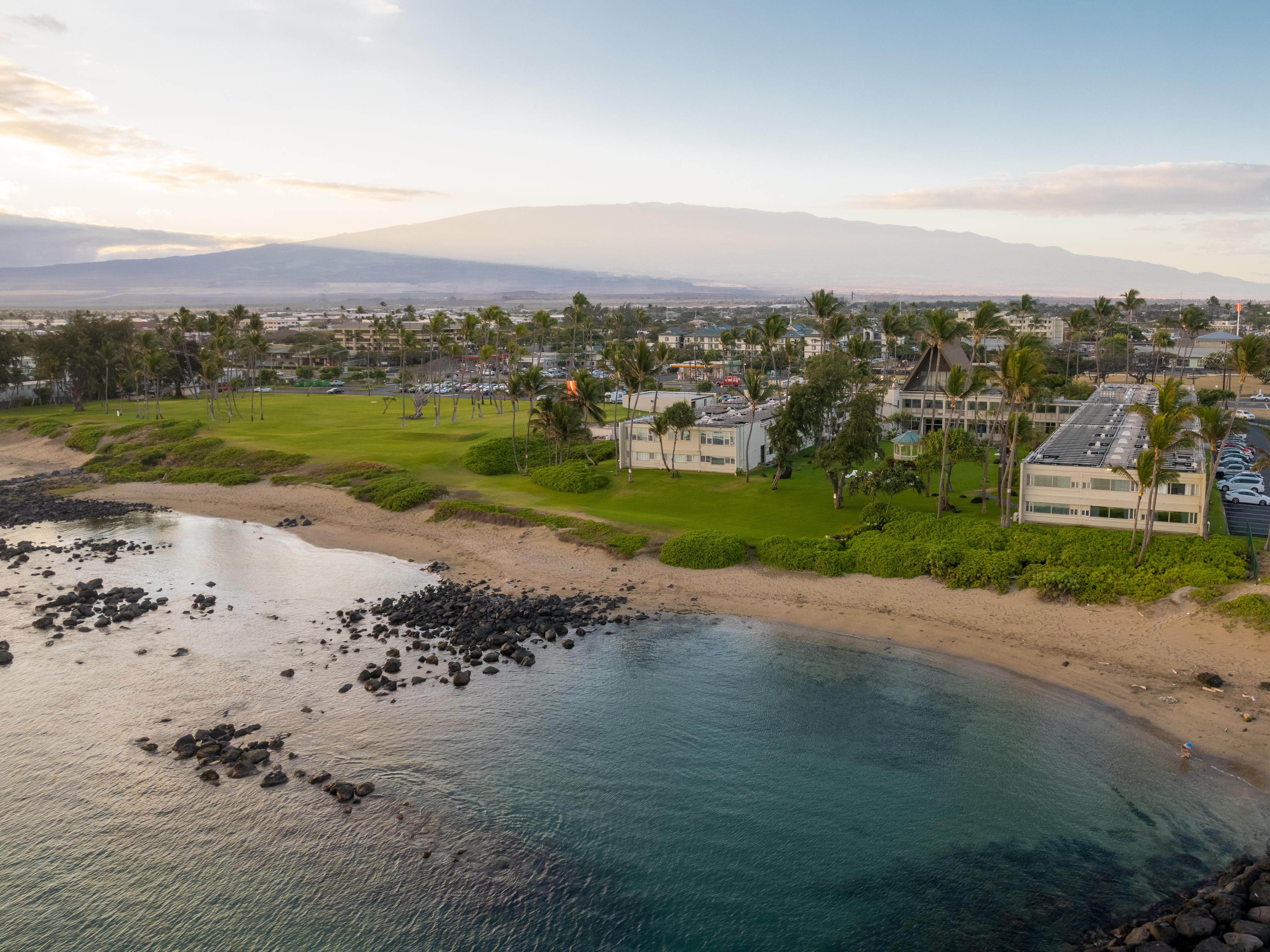 Maui Beach Hotel Kahului Eksteriør billede