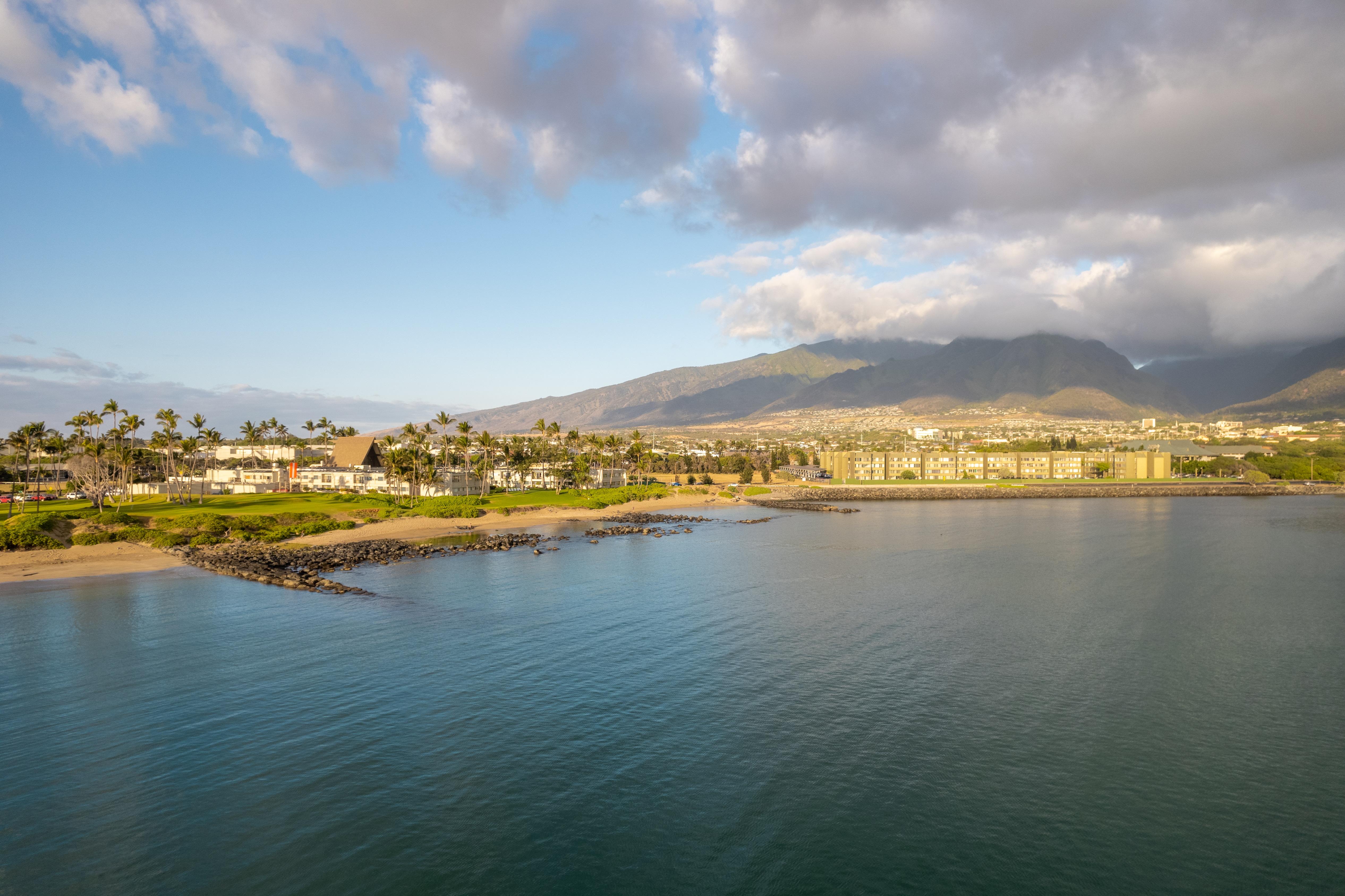Maui Beach Hotel Kahului Eksteriør billede